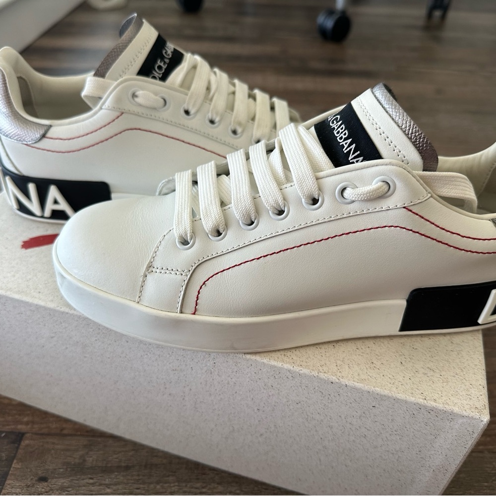 Dolce & Gabbana White and Silver Sneakers portofino